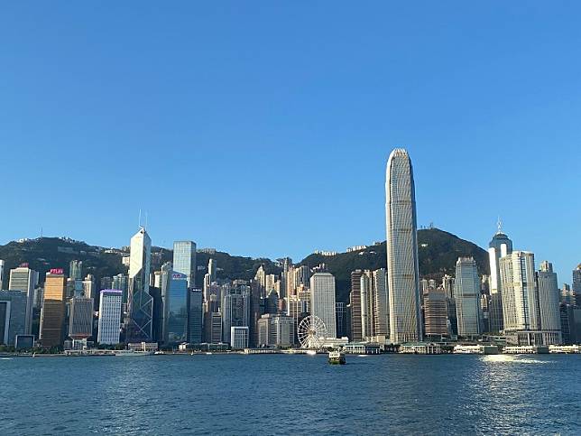 港具優勢成綠色科技及金融中心